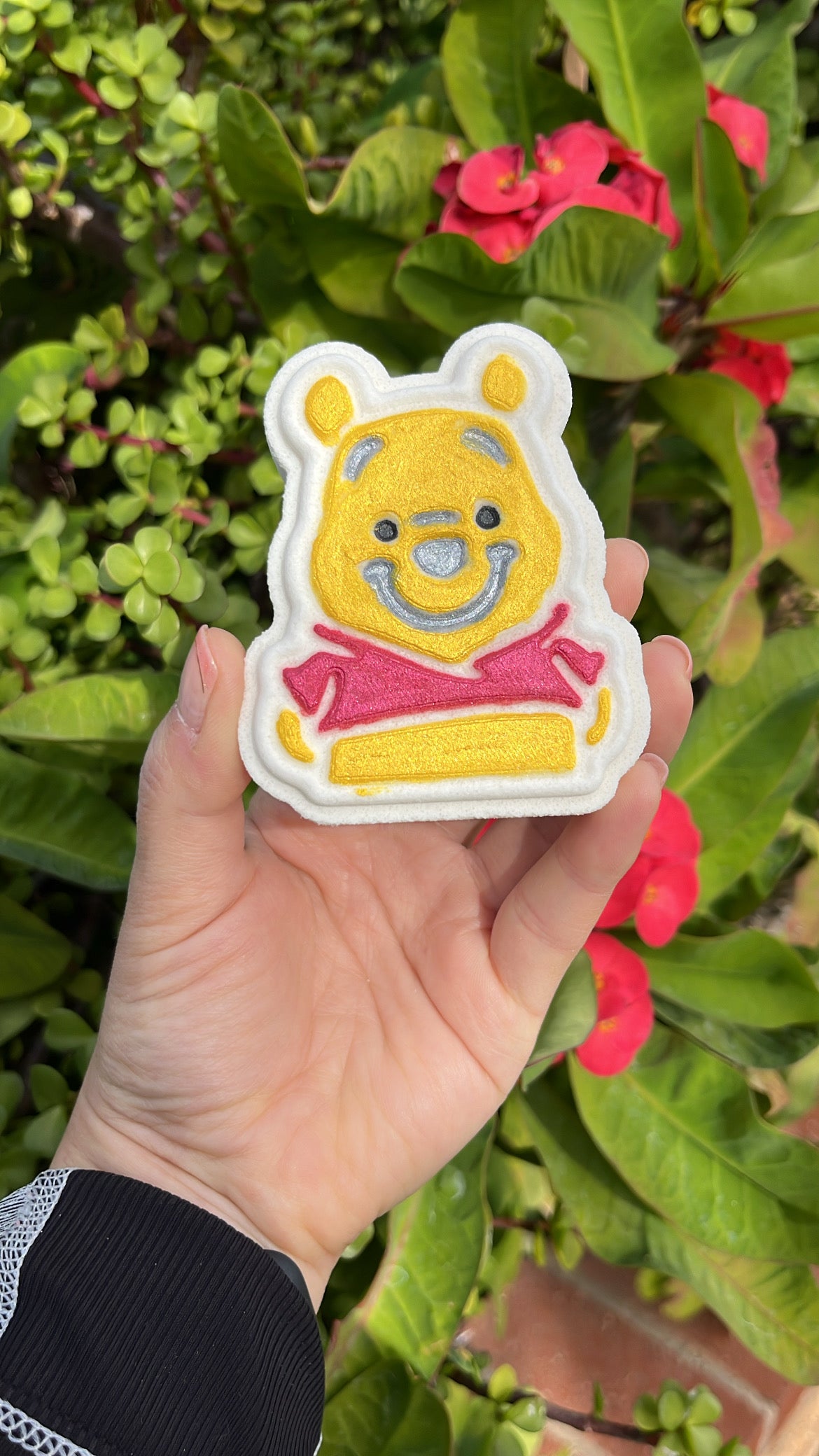 Pooh Bear Milk & Honey Bath Bomb