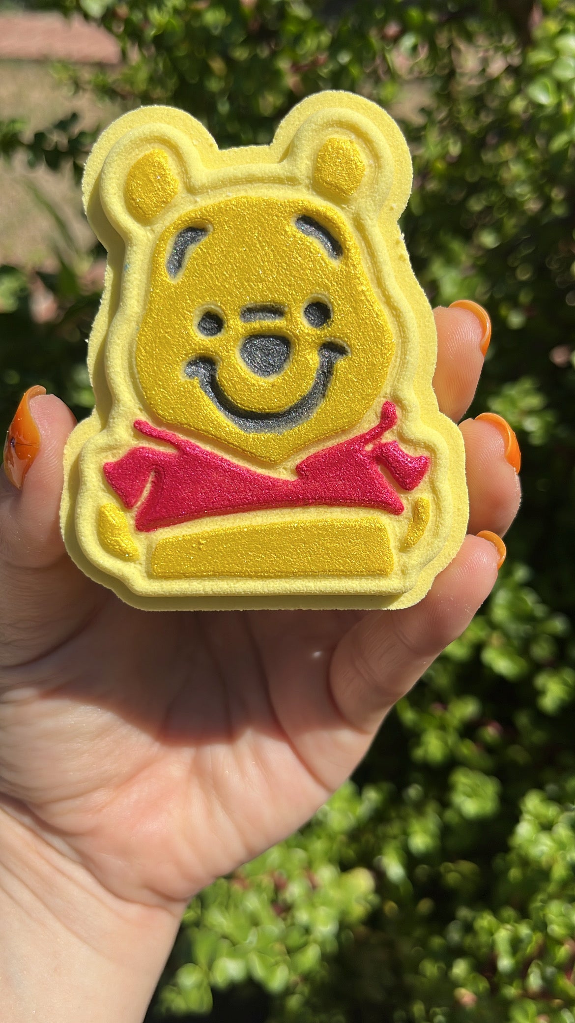 Pooh Bear Milk & Honey Bath Bomb