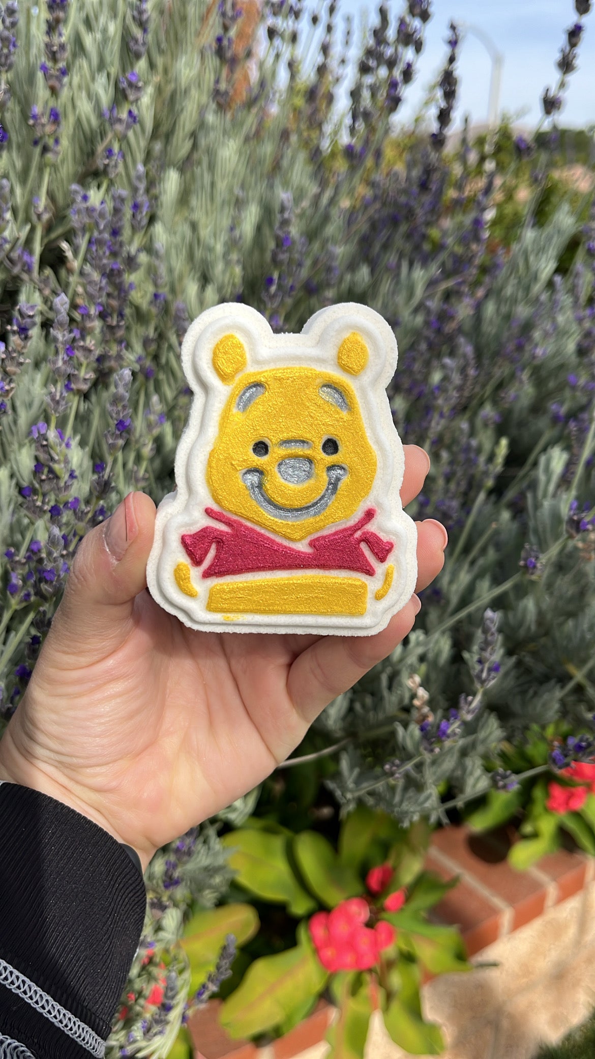 Pooh Bear Milk & Honey Bath Bomb