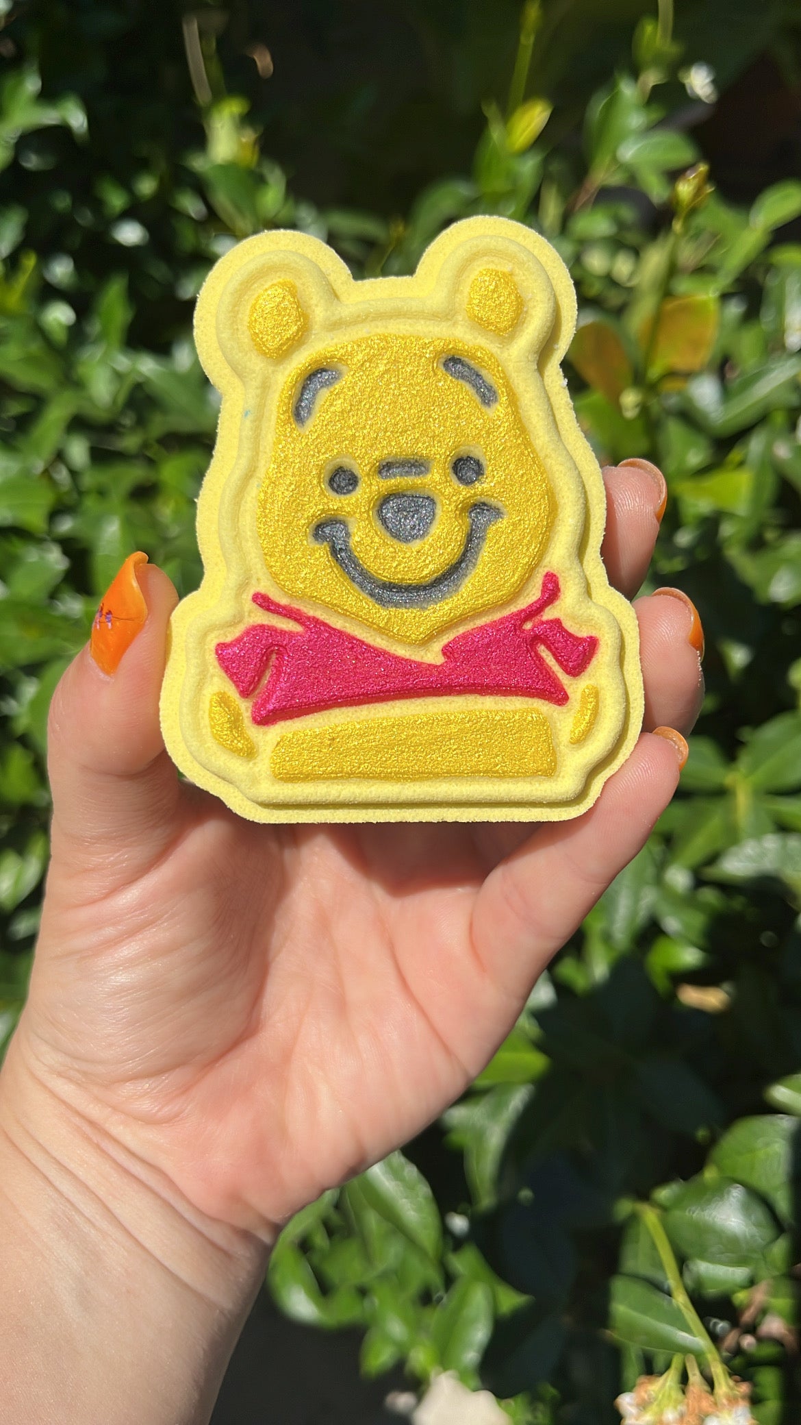 Pooh Bear Milk & Honey Bath Bomb