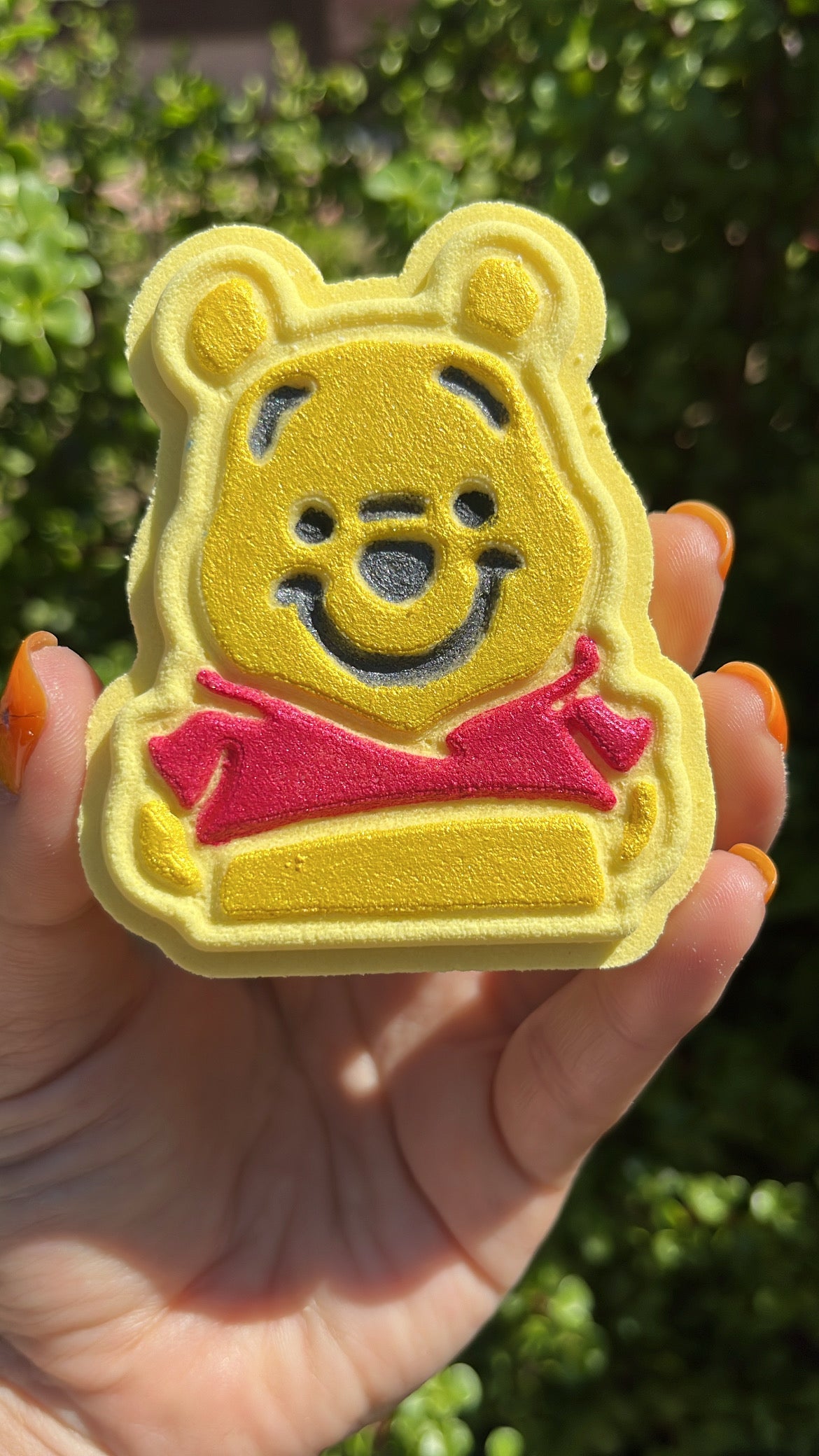 Pooh Bear Milk & Honey Bath Bomb